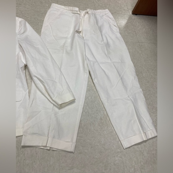 Women’s White linen Suit Set - Picture 3 of 14